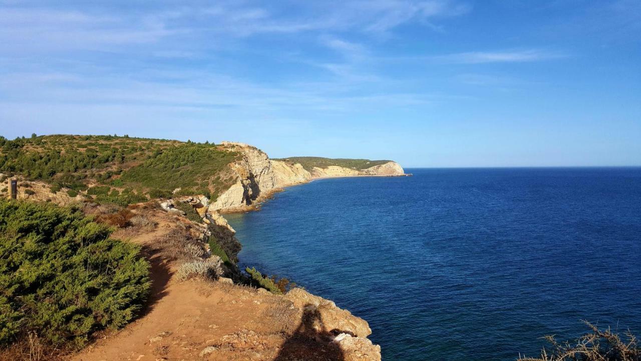 Lovely Burgau Villa Just 3 Mins Walk From Beach Budens Exterior foto